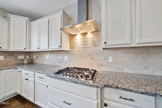 128 Pointe Park Circle, Holly Springs, NC 27540
