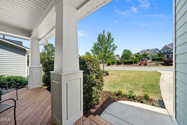128 Pointe Park Circle, Holly Springs, NC 27540