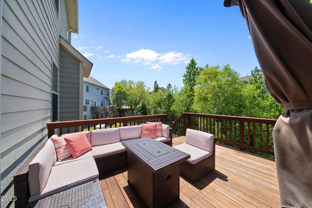 128 Pointe Park Circle, Holly Springs, NC 27540