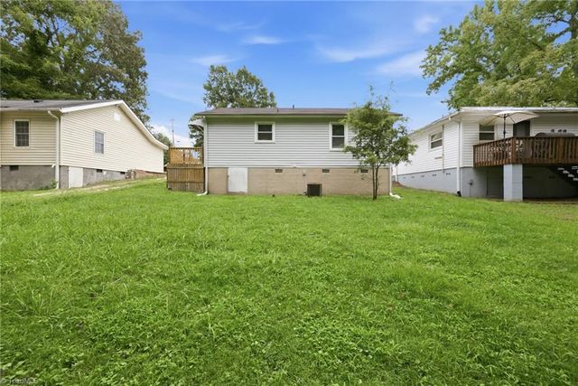 323 Avery Avenue, High Point, NC 27265