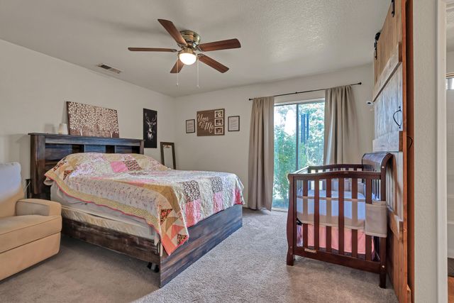 2740 Sandstone Drive, Anderson, CA 96007