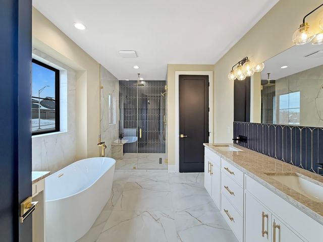 10102 Lakeview Drive, St. John, IN 46373