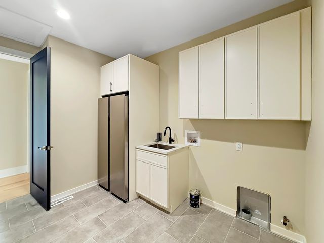 10102 Lakeview Drive, St. John, IN 46373