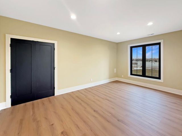 10102 Lakeview Drive, St. John, IN 46373