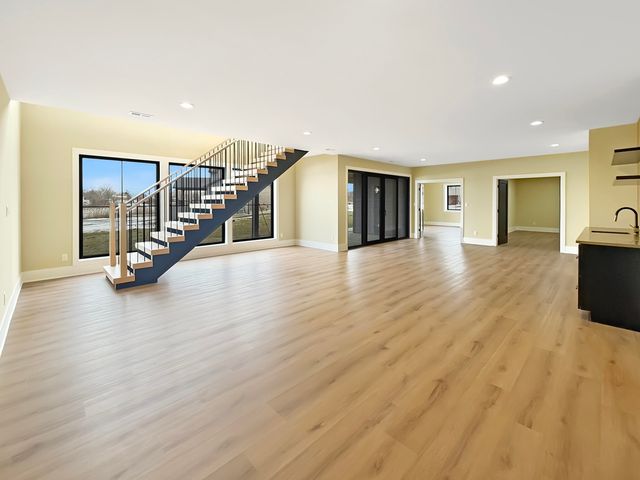 10102 Lakeview Drive, St. John, IN 46373