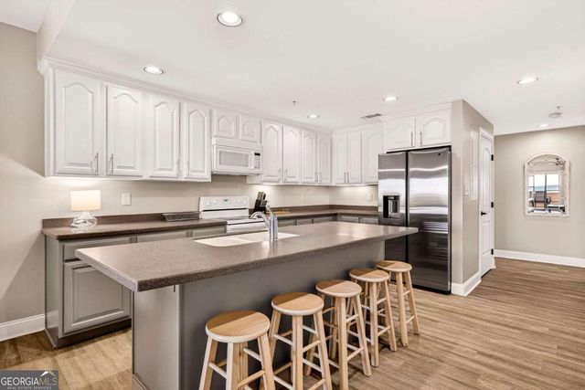 214 Butler Avenue 204, Tybee Island, GA 31328