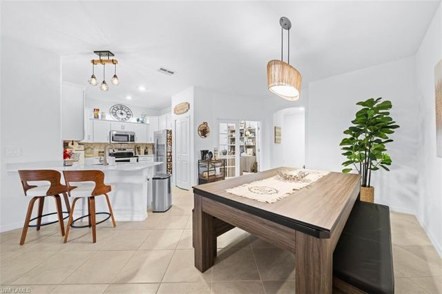 2356 Dragonfruit WAY, Naples, FL 34120