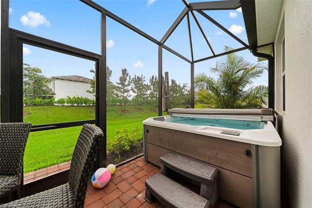 2356 Dragonfruit WAY, Naples, FL 34120