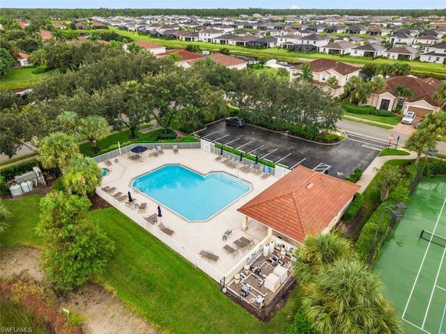 2356 Dragonfruit WAY, Naples, FL 34120
