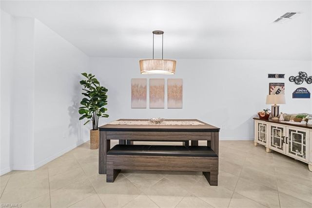 2356 Dragonfruit WAY, Naples, FL 34120