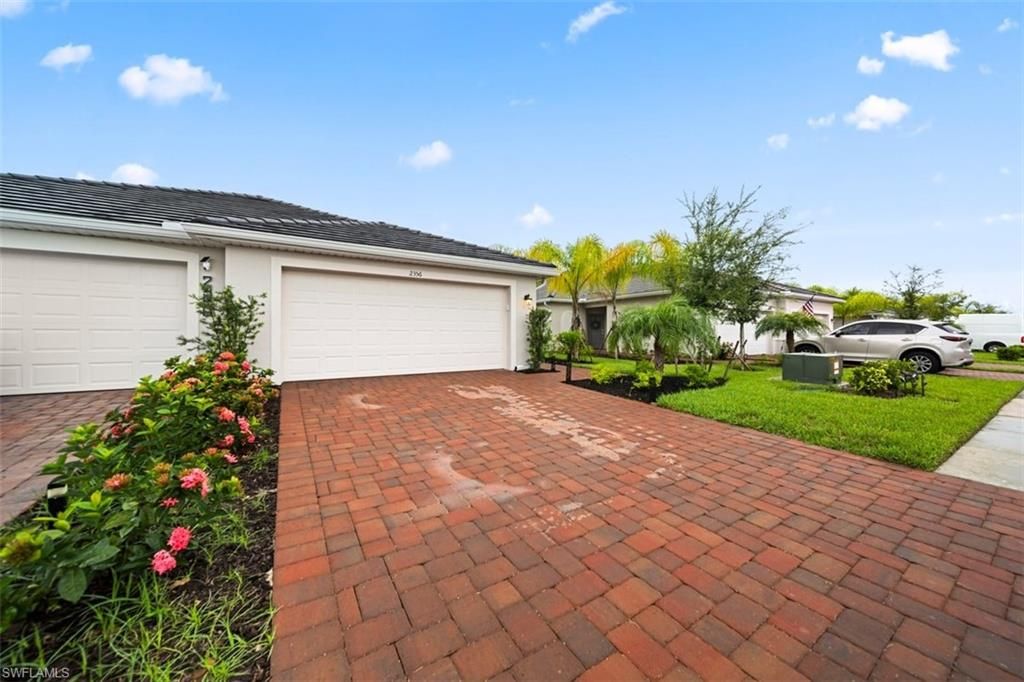 2356 Dragonfruit WAY, Naples, FL 34120