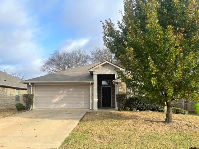 6956 Saga Dr, Flint, TX 75762