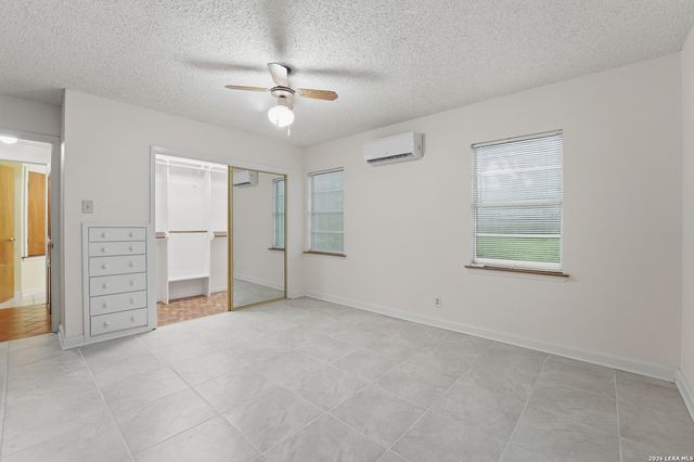 8606 State Highway 123 N, Stockdale, TX 78160
