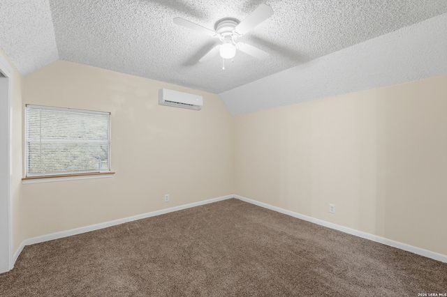 8606 State Highway 123 N, Stockdale, TX 78160