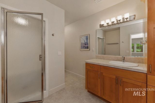 2419 North Sevenoaks Place, Eagle, ID 83616