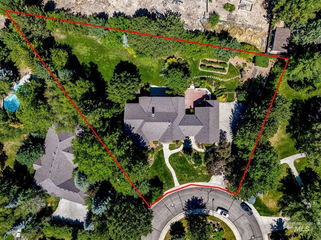 2419 North Sevenoaks Place, Eagle, ID 83616