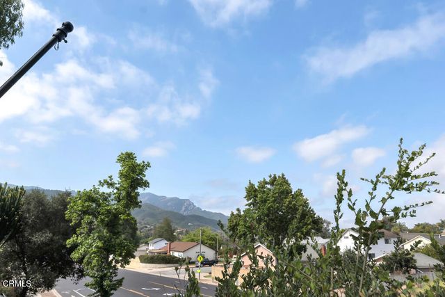 613 Orangewood Avenue, Thousand Oaks, CA 91320
