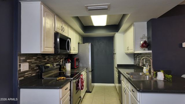 13213 N 3rd Way, Phoenix, AZ 85022