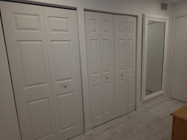 9501 Sunrise Lakes Boulevard 305, Sunrise, FL 33322