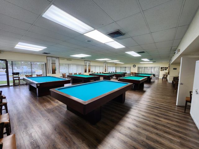 9501 Sunrise Lakes Boulevard 305, Sunrise, FL 33322