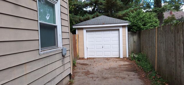 1413 Linwood Street SE, Grand Rapids, MI 49507