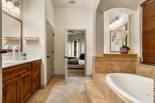 803 Pheasant MDW, Liberty Hill, TX 78642