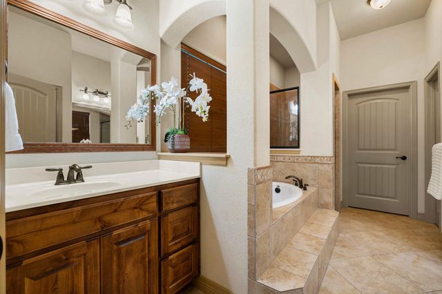 803 Pheasant MDW, Liberty Hill, TX 78642
