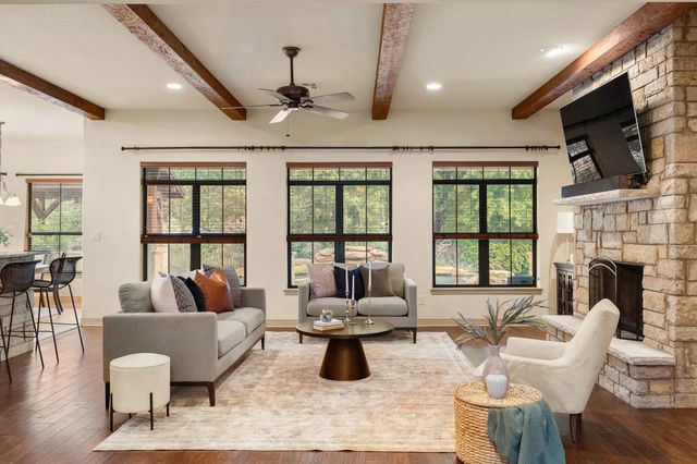 803 Pheasant MDW, Liberty Hill, TX 78642