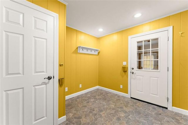 353 Riverwood Road, Lula, GA 30554