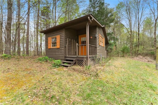 353 Riverwood Road, Lula, GA 30554