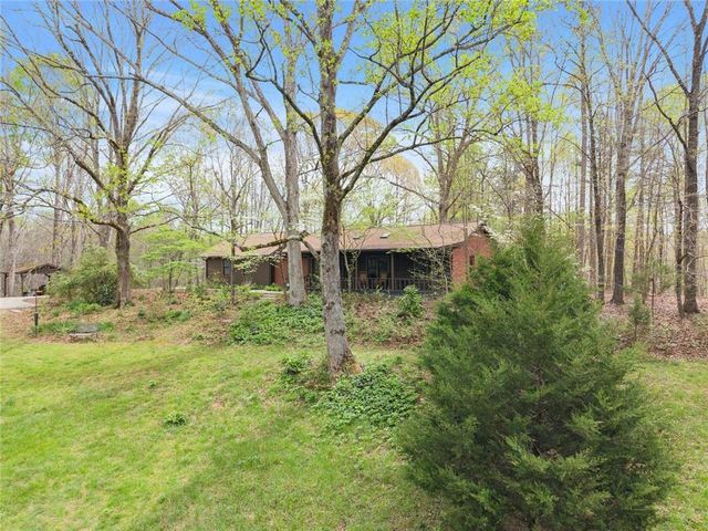 353 Riverwood Road, Lula, GA 30554