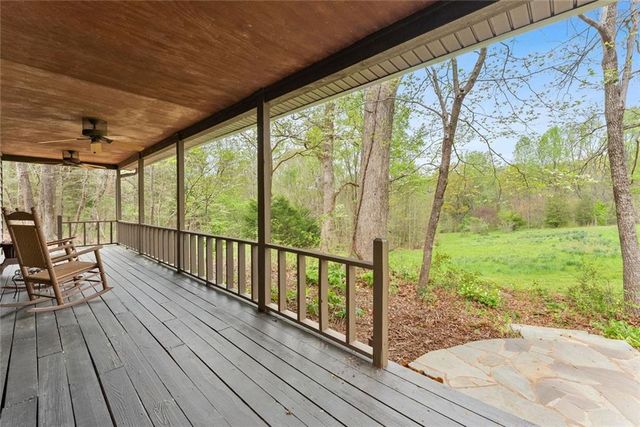 353 Riverwood Road, Lula, GA 30554