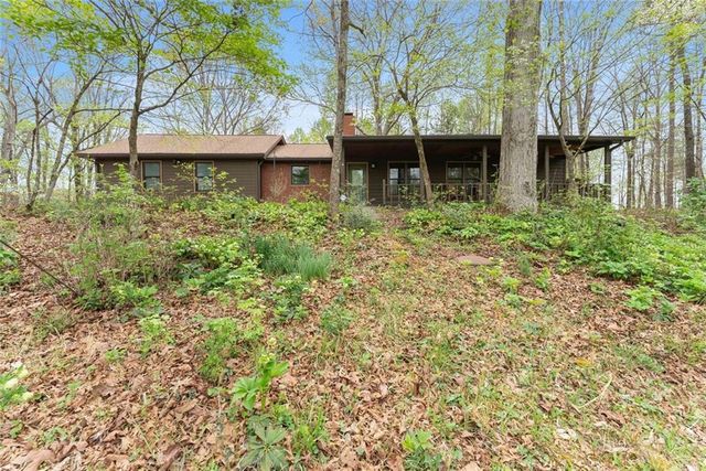 353 Riverwood Road, Lula, GA 30554