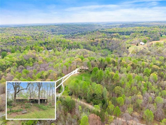353 Riverwood Road, Lula, GA 30554