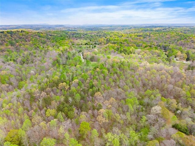 353 Riverwood Road, Lula, GA 30554