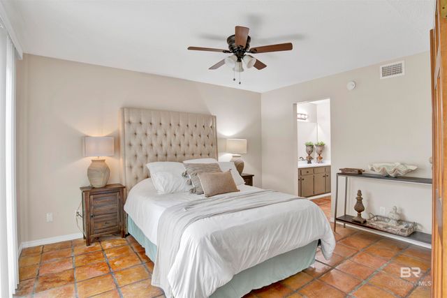 389 Clubhouse Drive I-3, Gulf Shores, AL 36542