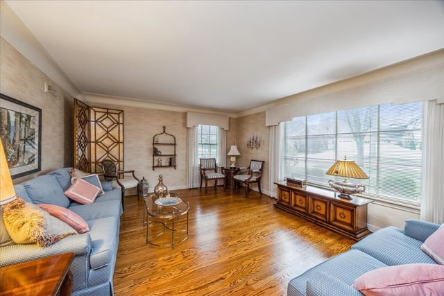 4100 Ellington Avenue, Western Springs, IL 60558