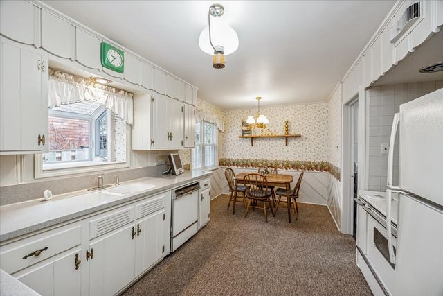 4100 Ellington Avenue, Western Springs, IL 60558