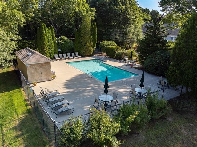21 Juniper Ridge Lane Unit 21, Dartmouth, MA 02748