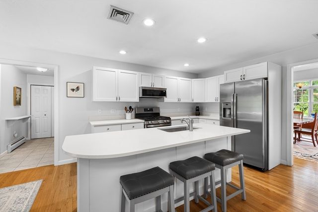 21 Juniper Ridge Lane Unit 21, Dartmouth, MA 02748