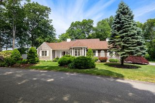21 Juniper Ridge Lane Unit 21, Dartmouth, MA 02748