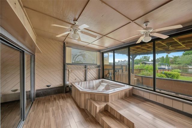 1304 W CHARTER STREET, Tampa, FL 33602