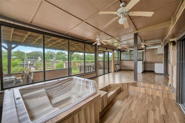 1304 W CHARTER STREET, Tampa, FL 33602