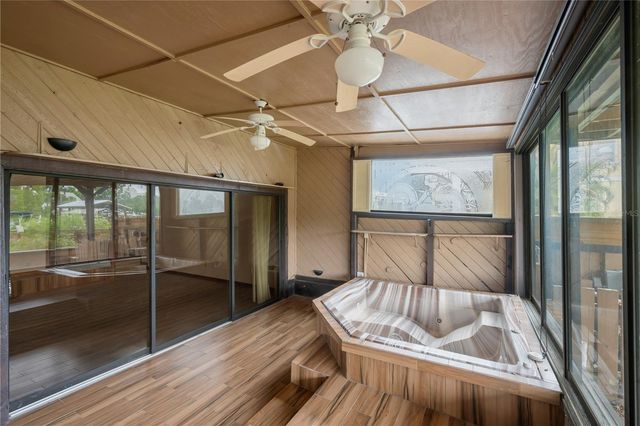 1304 W CHARTER STREET, Tampa, FL 33602