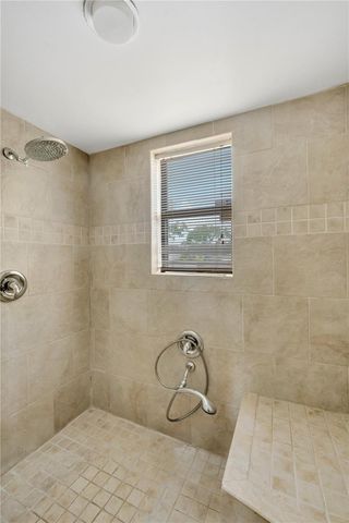 1304 W CHARTER STREET, Tampa, FL 33602