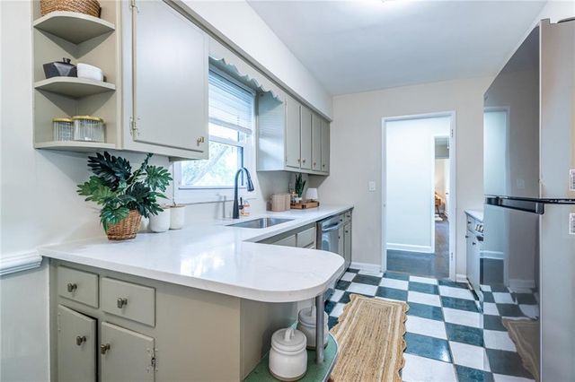 3276 Bobbie Lane, Decatur, GA 30032