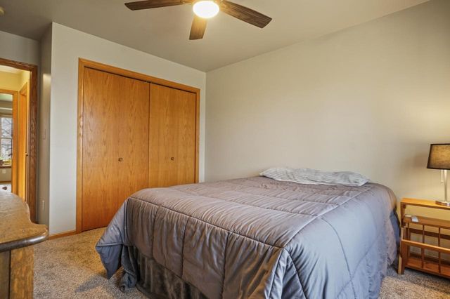 206 Sunset COURT, Mayville, WI 53050