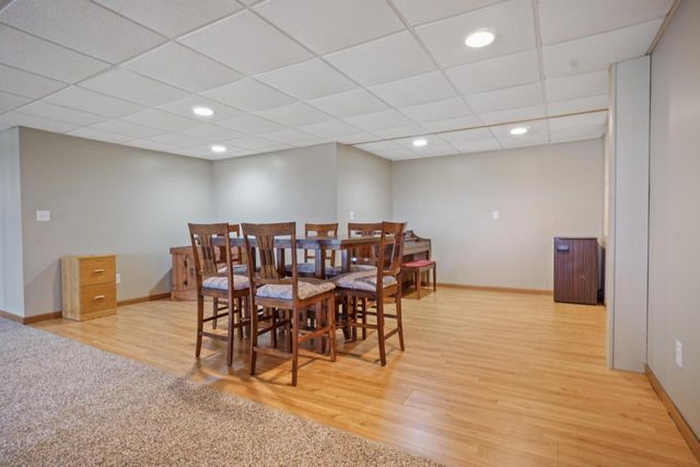 206 Sunset COURT, Mayville, WI 53050