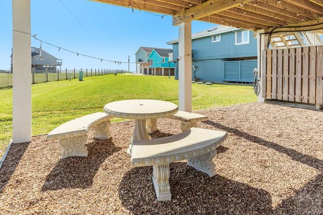 4406 Tampico Way, Galveston, TX 77554