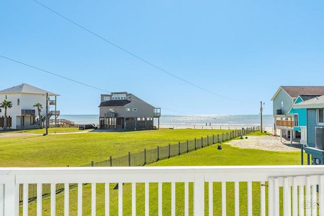 4406 Tampico Way, Galveston, TX 77554